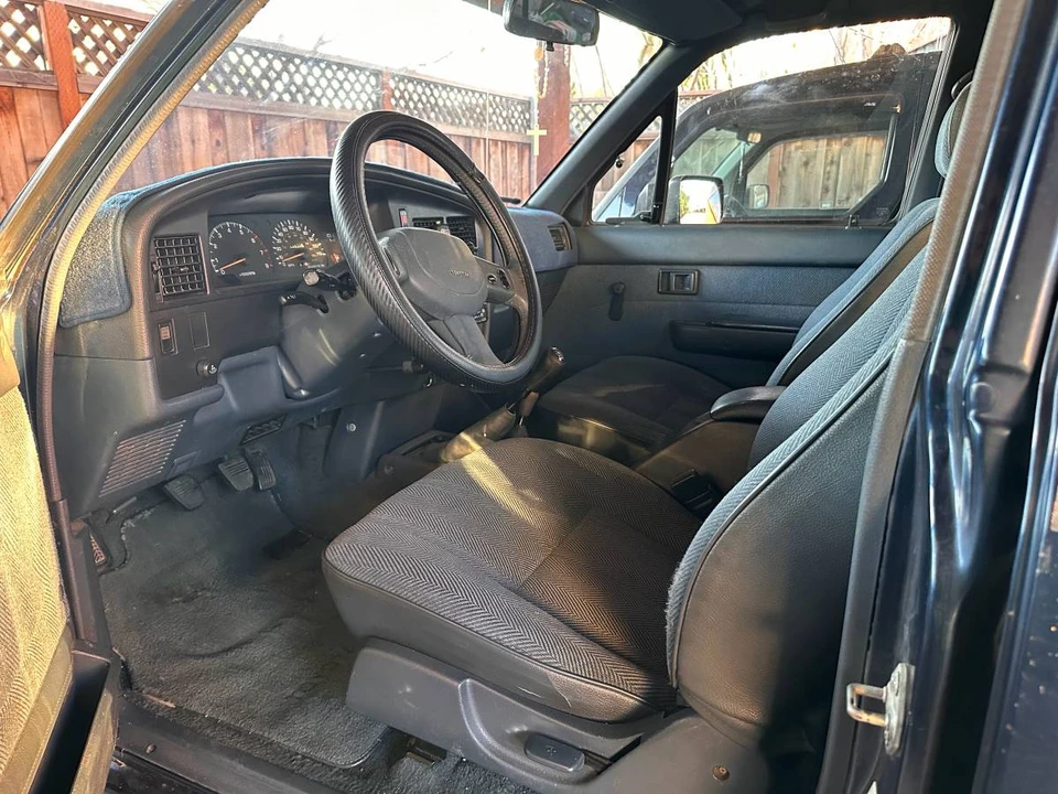 1990 Toyota 4Runner 2nd Gen - Image 7 of 9