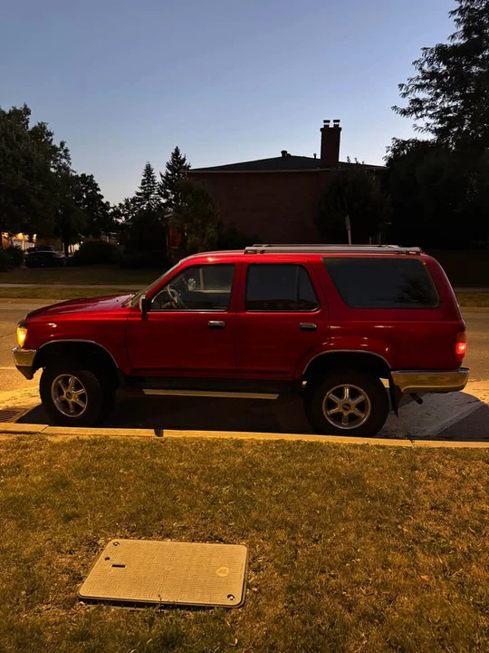 1990 Toyota 4Runner 2nd Gen - Image 2 of 11