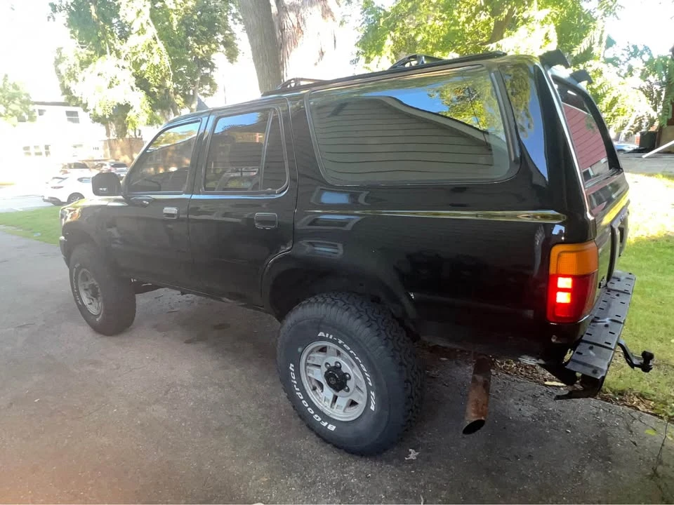 1990 Toyota 4Runner 2nd Gen - Image 3 of 18