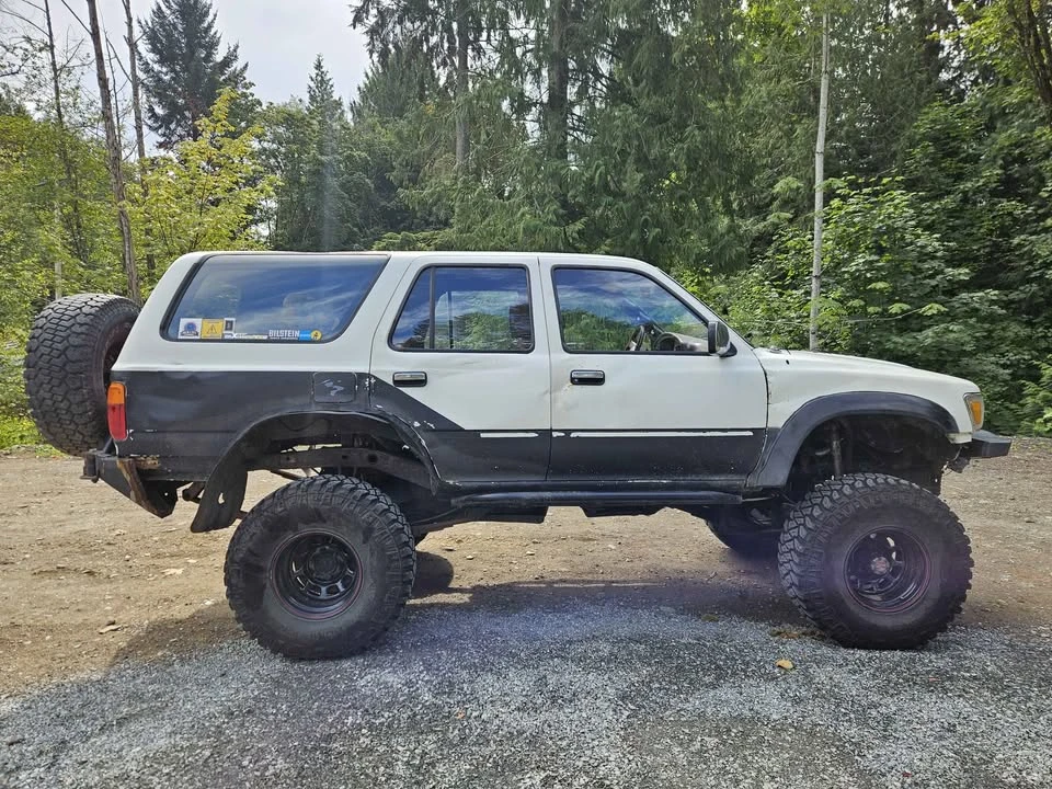 1990 Toyota 4Runner 2nd Gen - Image 2 of 9