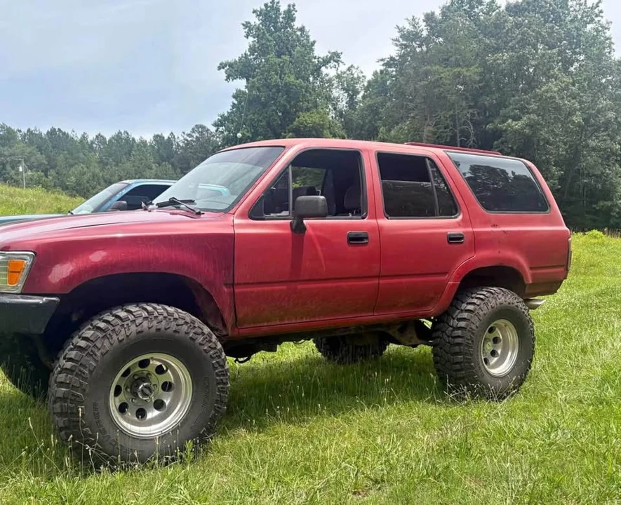 1990 Toyota 4Runner 2nd Gen - Image 2 of 3