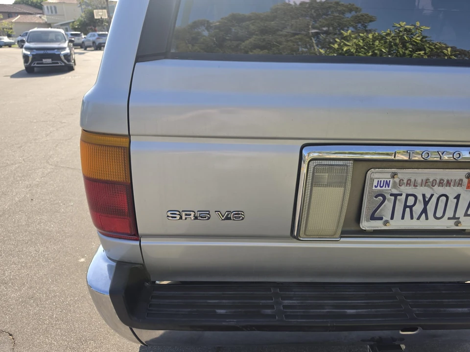 1990 Toyota 4Runner 2nd Gen - Image 24 of 31