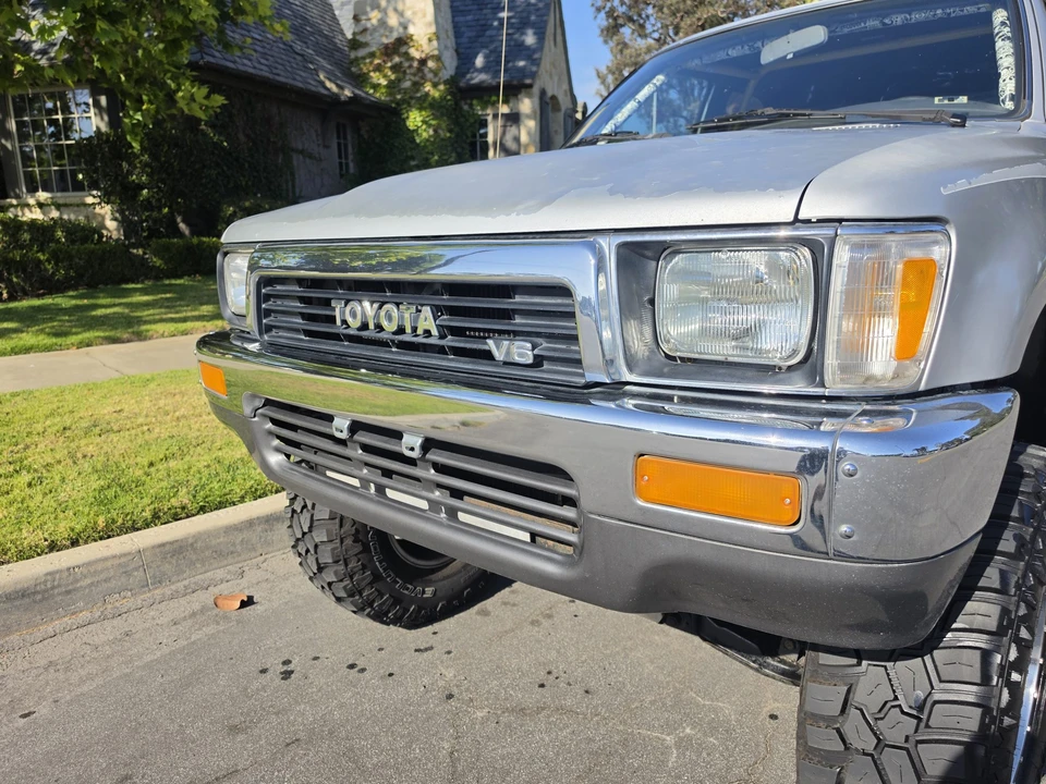 1990 Toyota 4Runner 2nd Gen - Image 14 of 31