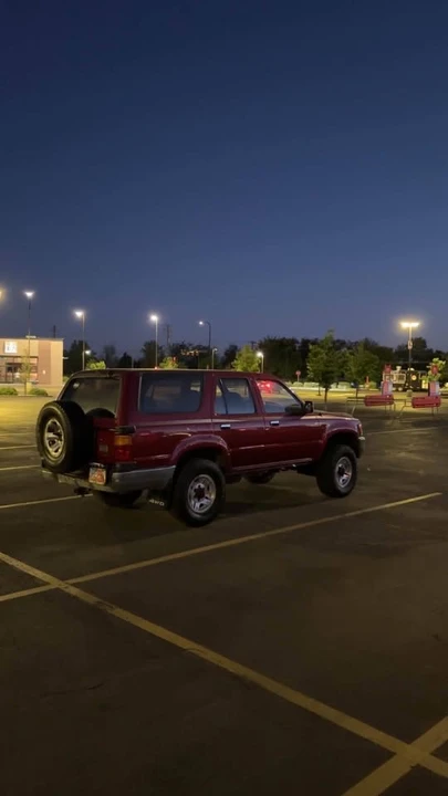 1990 Toyota 4Runner 2nd Gen - Image 5 of 9