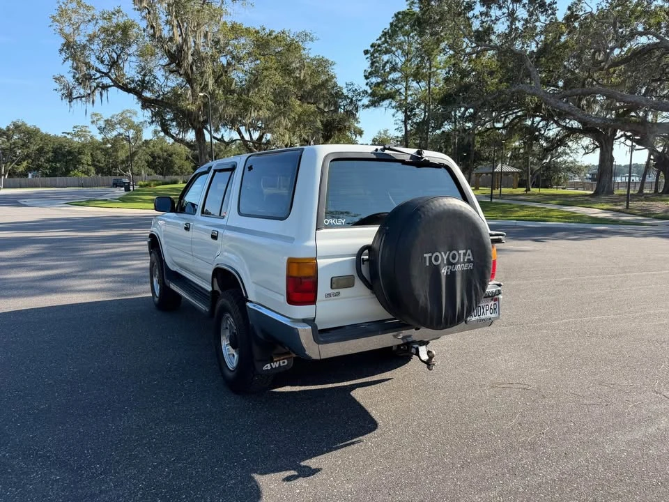 1990 Toyota 4Runner 2nd Gen - Image 6 of 17