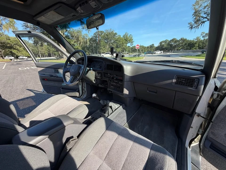 1990 Toyota 4Runner 2nd Gen - Image 13 of 17