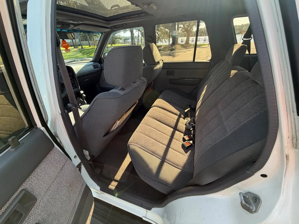 1990 Toyota 4Runner 2nd Gen - Image 9 of 17