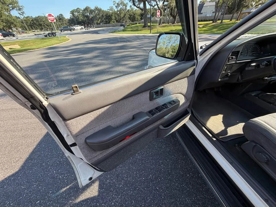 1990 Toyota 4Runner 2nd Gen - Image 8 of 17
