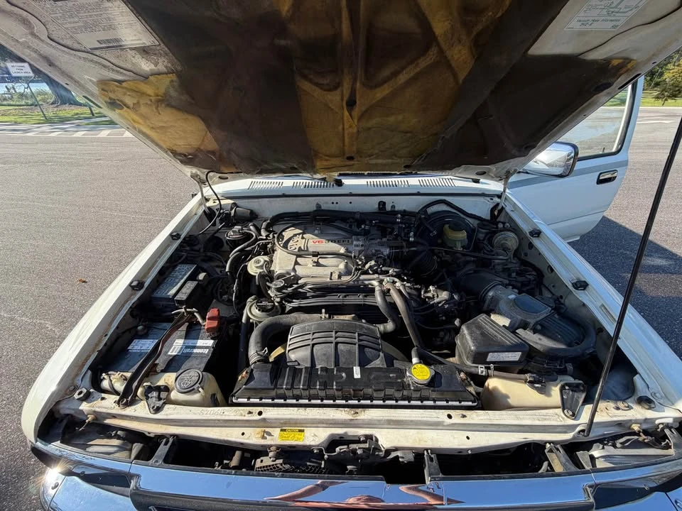 1990 Toyota 4Runner 2nd Gen - Image 14 of 17