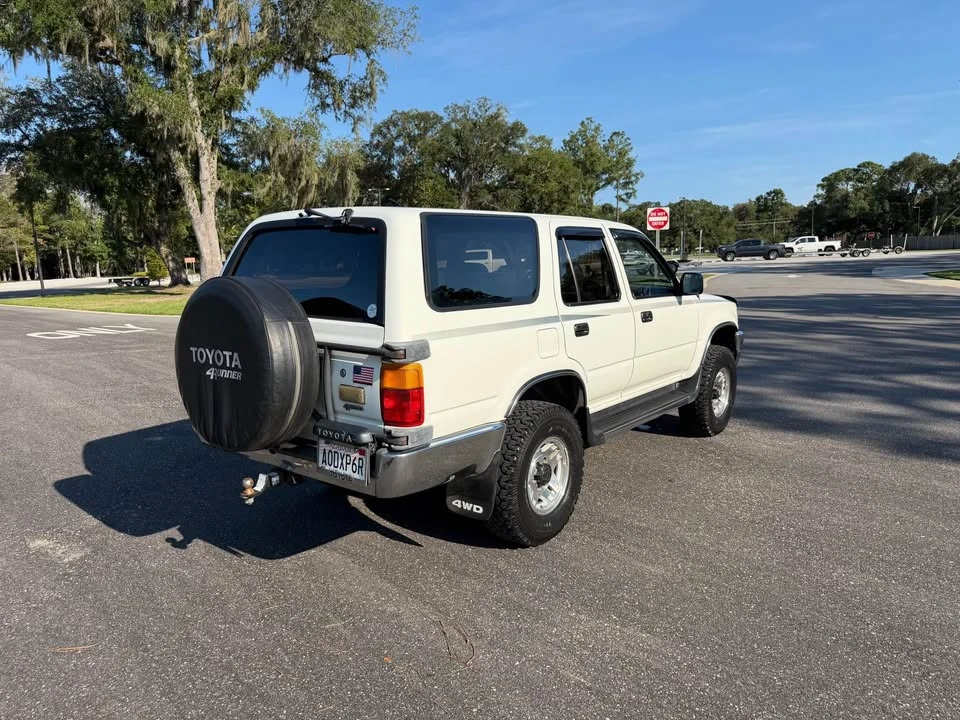 1990 Toyota 4Runner 2nd Gen - Image 3 of 17