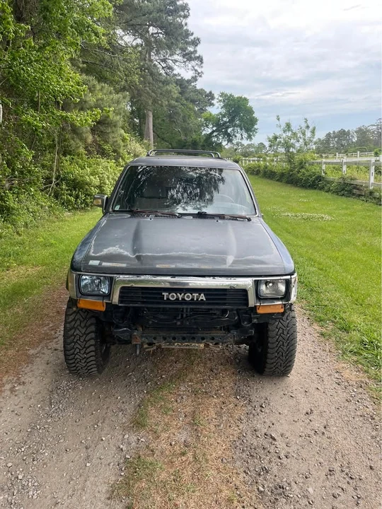 1990 Toyota 4Runner 2nd Gen - Image 2 of 5