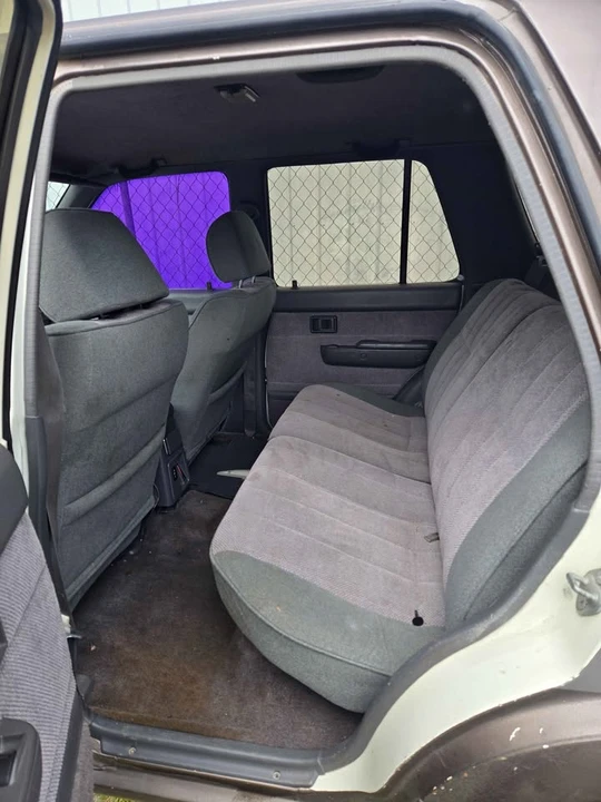 1990 Toyota 4Runner 2nd Gen - Image 6 of 8