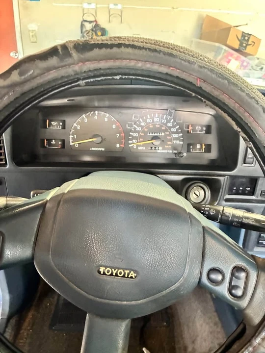 1990 Toyota 4Runner 2nd Gen - Image 7 of 13
