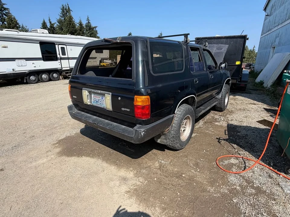 1990 Toyota 4Runner 2nd Gen - Image 10 of 10