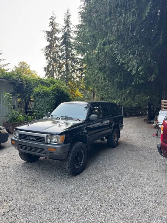 1990 Toyota 4Runner 2nd Gen - Image 2 of 13