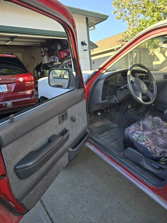 1990 Toyota 4Runner 2nd Gen - Image 15 of 18