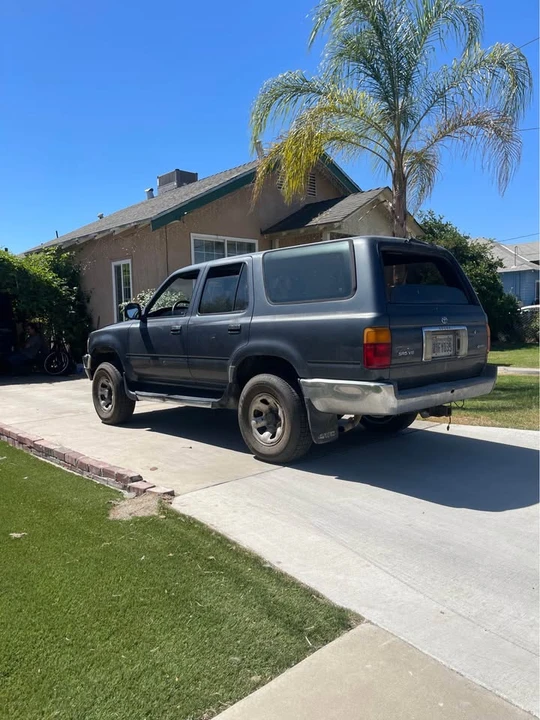 1990 Toyota 4Runner 2nd Gen - Image 5 of 10
