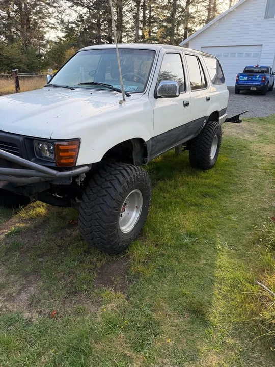 1990 Toyota 4Runner 2nd Gen - Image 2 of 8