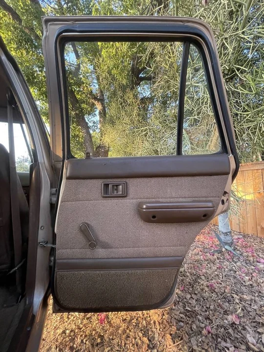 1990 Toyota 4Runner 2nd Gen - Image 17 of 24