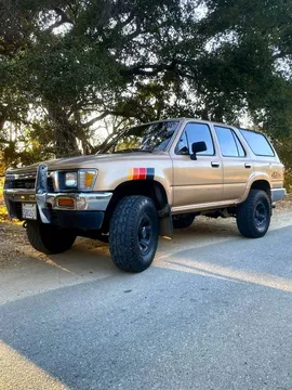 1990 Toyota 4Runner SR5 TRD