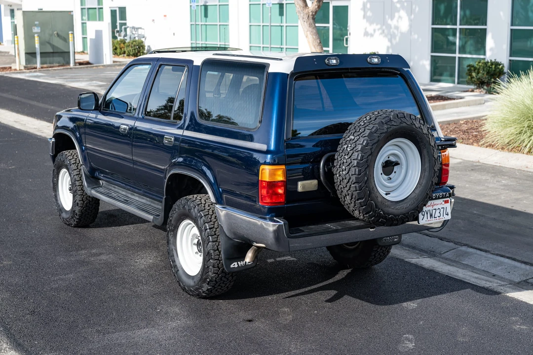 1990 Toyota 4Runner 2nd Gen - Image 11 of 31