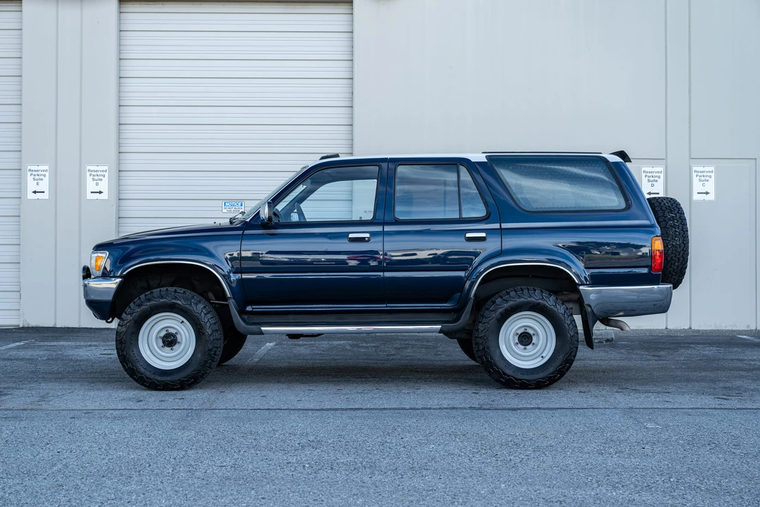 1990 Toyota 4Runner 2nd Gen - Image 9 of 31