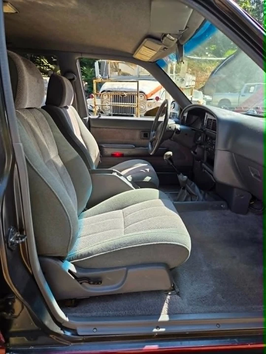 1990 Toyota 4Runner 2nd Gen - Image 9 of 16