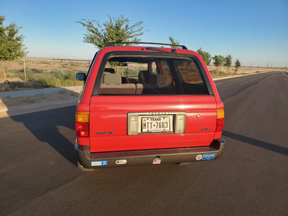1990 Toyota 4Runner 2nd Gen - Image 21 of 31