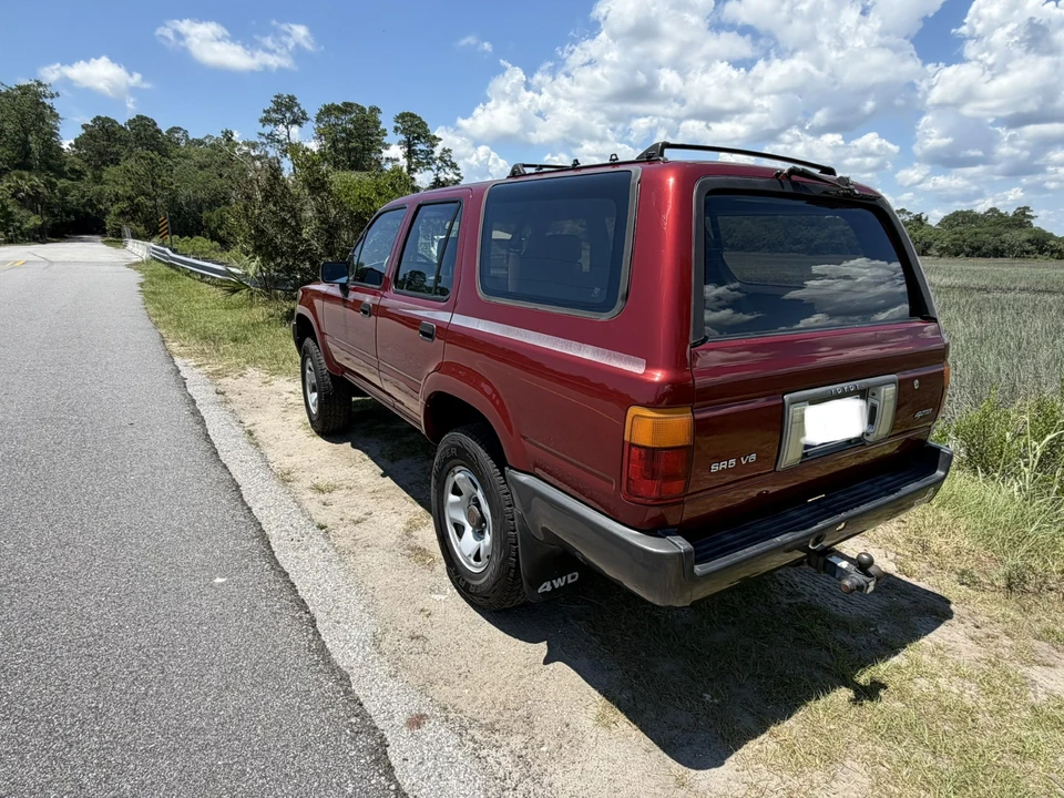 1990 Toyota 4Runner 2nd Gen - Image 11 of 31