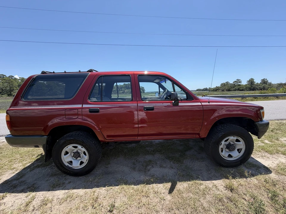 1990 Toyota 4Runner 2nd Gen - Image 26 of 31