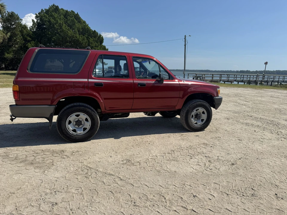 1990 Toyota 4Runner 2nd Gen - Image 24 of 31