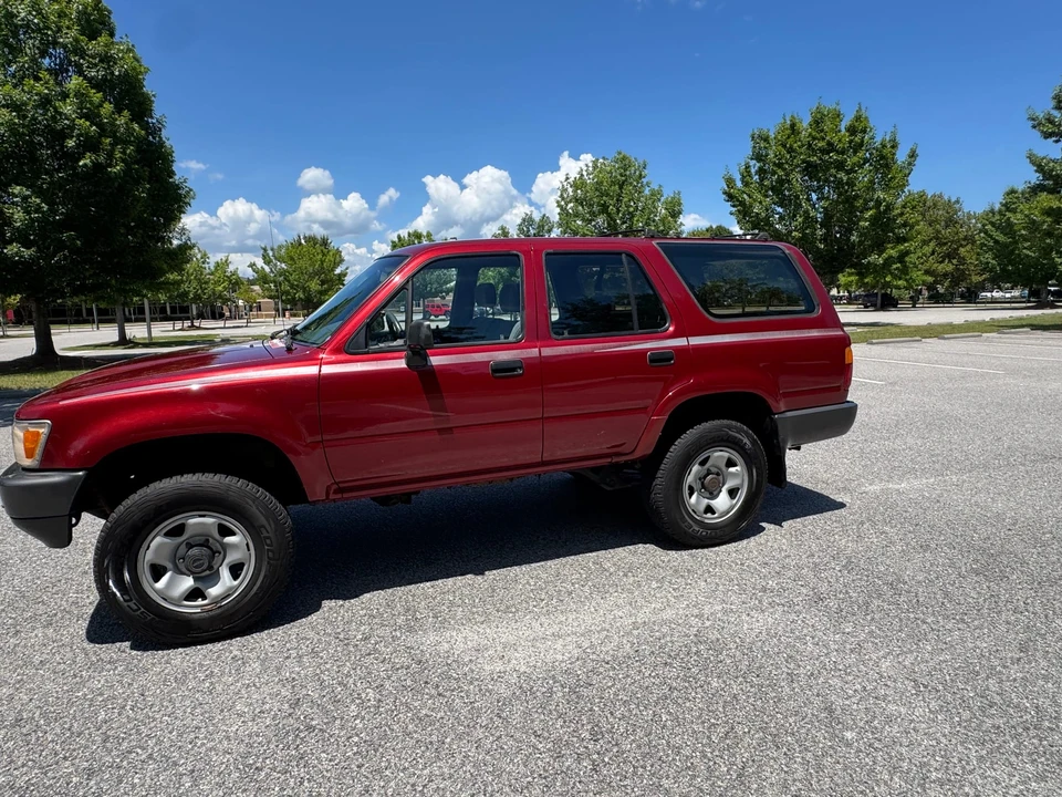 1990 Toyota 4Runner 2nd Gen - Image 5 of 31