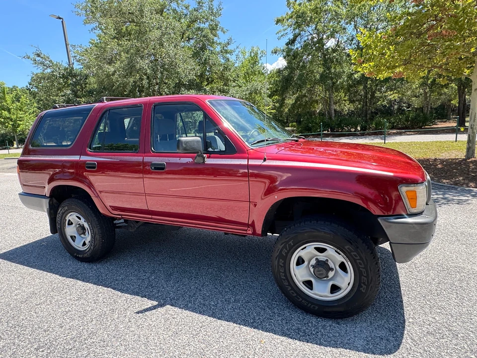 1990 Toyota 4Runner 2nd Gen - Image 28 of 31