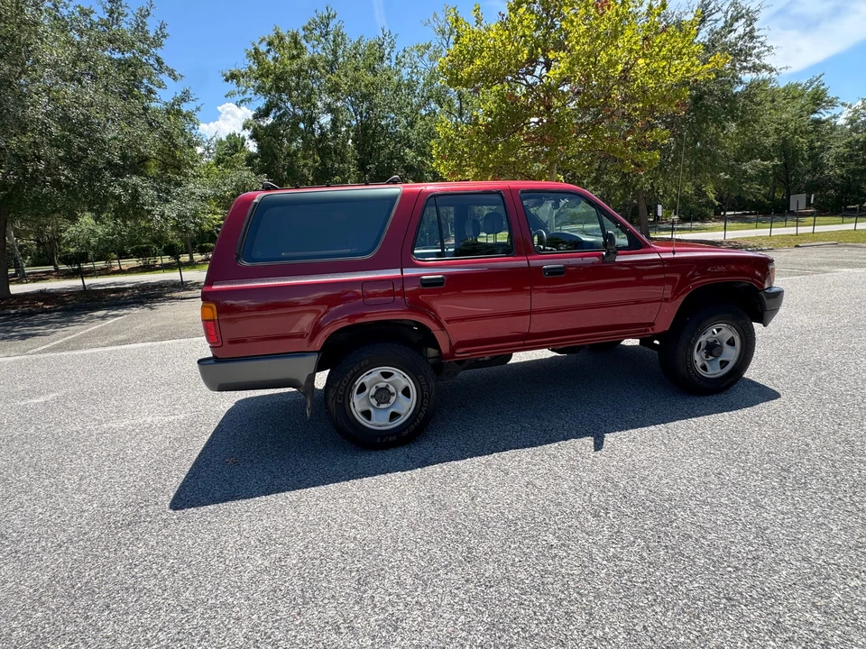 1990 Toyota 4Runner 2nd Gen - Image 23 of 31