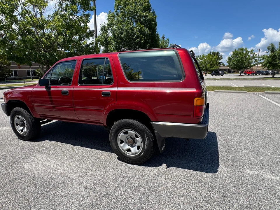 1990 Toyota 4Runner 2nd Gen - Image 9 of 31