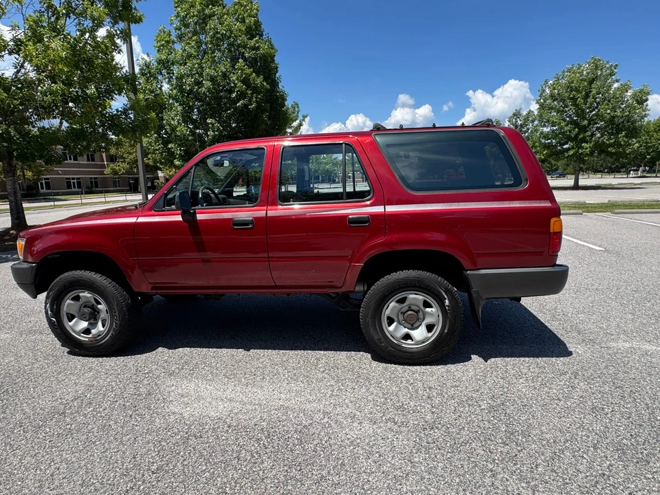 1990 Toyota 4Runner 2nd Gen - Image 8 of 31