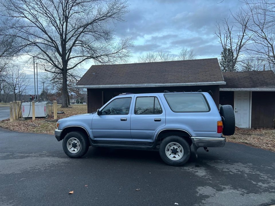 1990 Toyota 4Runner 2nd Gen - Image 11 of 31