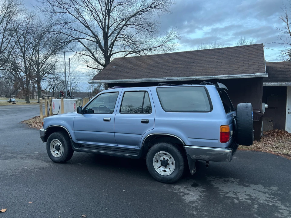 1990 Toyota 4Runner 2nd Gen - Image 12 of 31