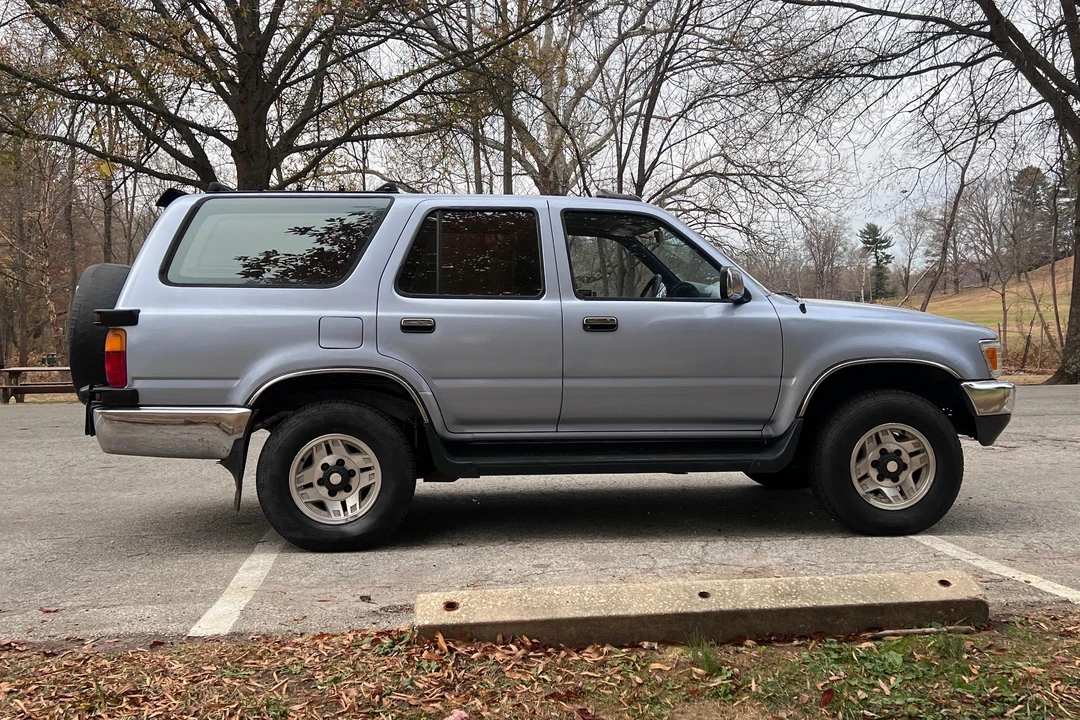 1990 Toyota 4Runner 2nd Gen - Image 3 of 31
