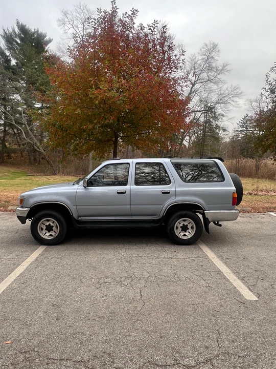 1990 Toyota 4Runner 2nd Gen - Image 10 of 31