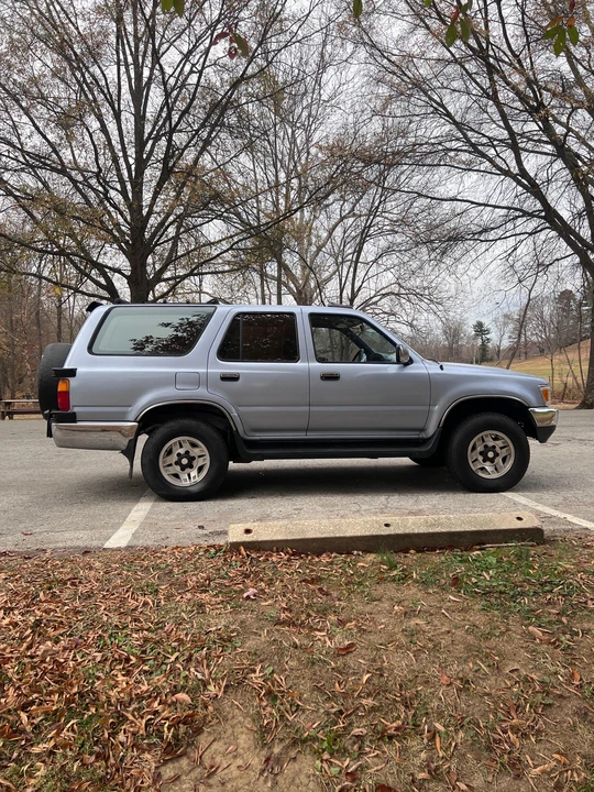 1990 Toyota 4Runner 2nd Gen - Image 17 of 31