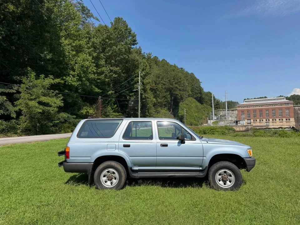 1990 Toyota 4Runner 2nd Gen - Image 3 of 13