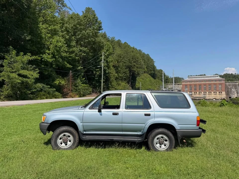 1990 Toyota 4Runner 2nd Gen - Image 4 of 13