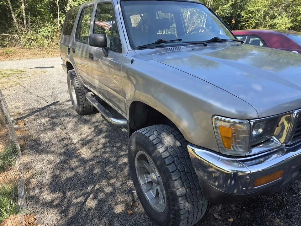 1990 Toyota 4Runner 2nd Gen - Image 3 of 15