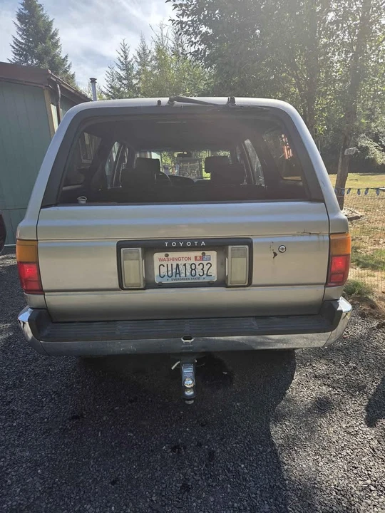 1990 Toyota 4Runner 2nd Gen - Image 11 of 15