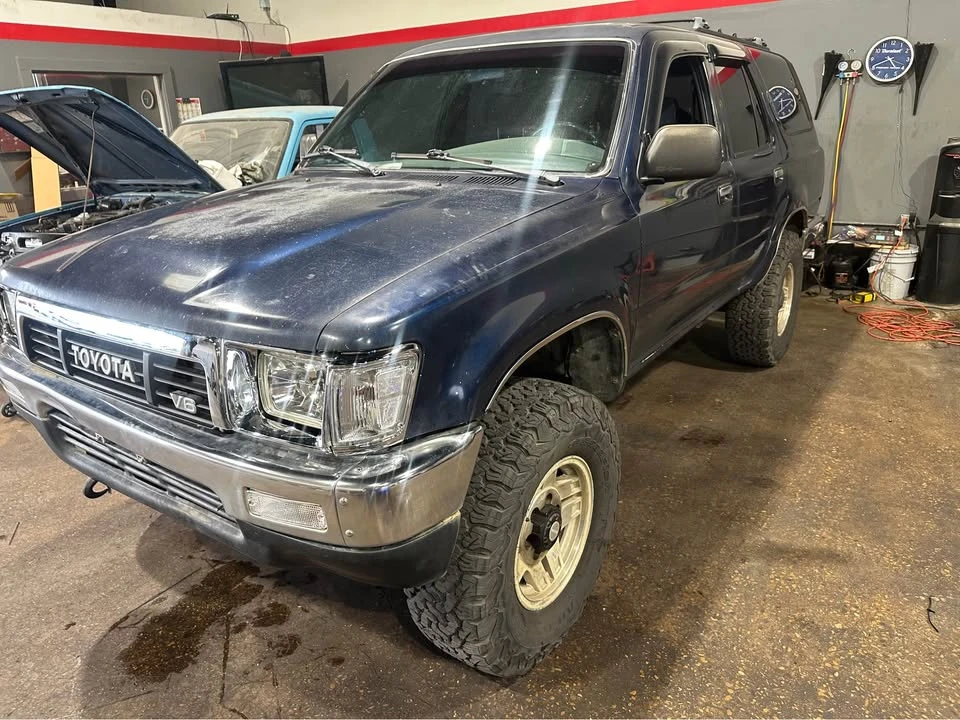 1990 Toyota 4Runner 2nd Gen - Image 3 of 8