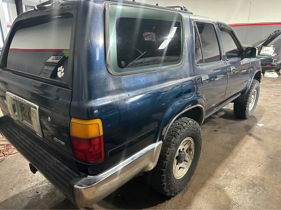 1990 Toyota 4Runner 2nd Gen - Image 4 of 8