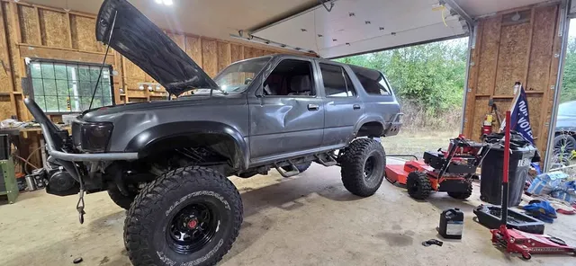 1990 Toyota 4Runner Sport Utility 4D