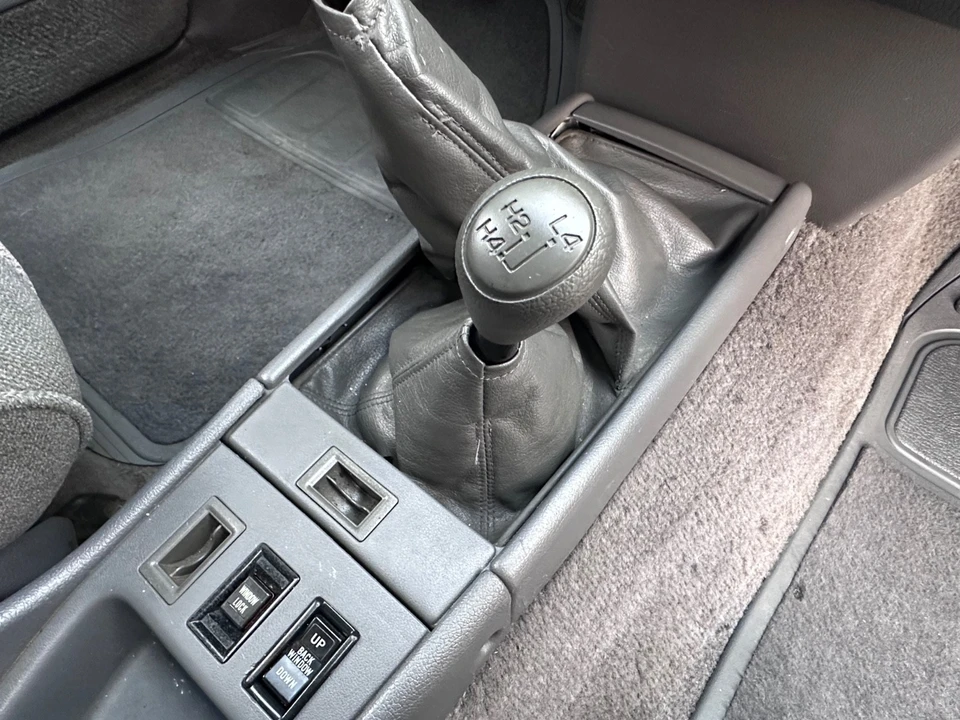 1990 Toyota 4Runner 2nd Gen - Image 9 of 21