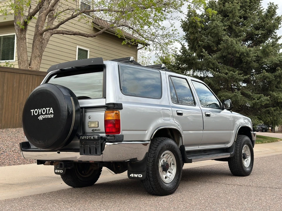 1990 Toyota 4Runner 2nd Gen - Image 5 of 21